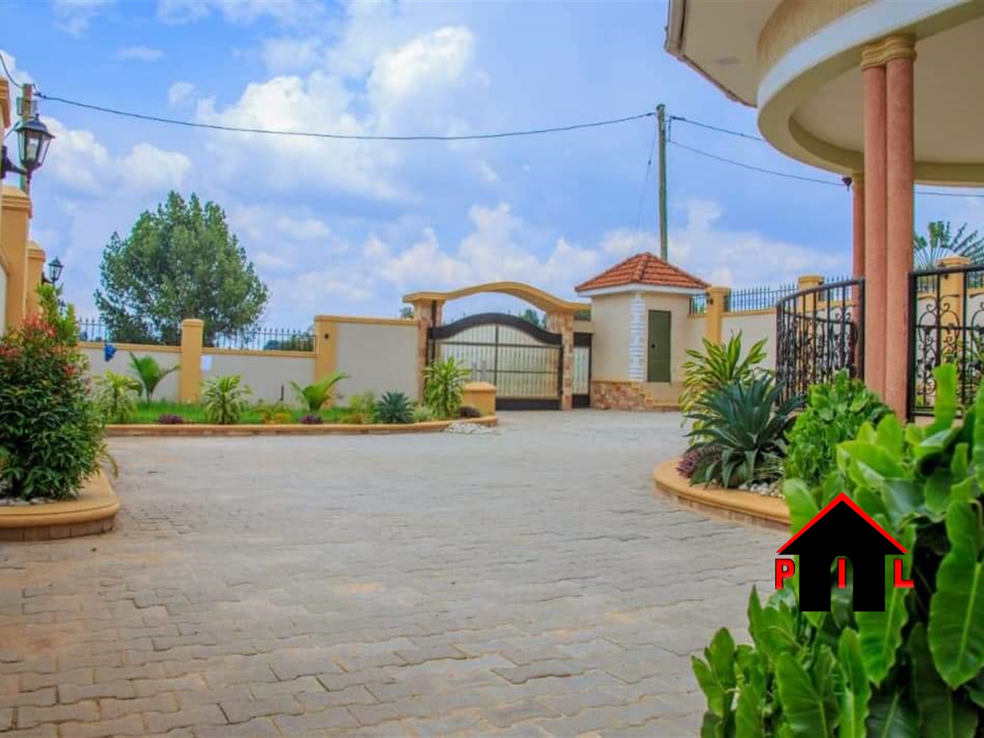 Bungalow for sale in Kisaasi Kampala