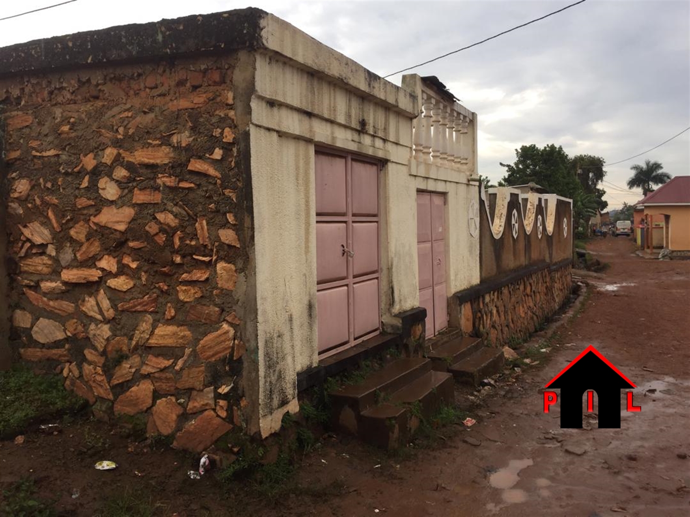 Bungalow for sale in Kanyanya Kampala