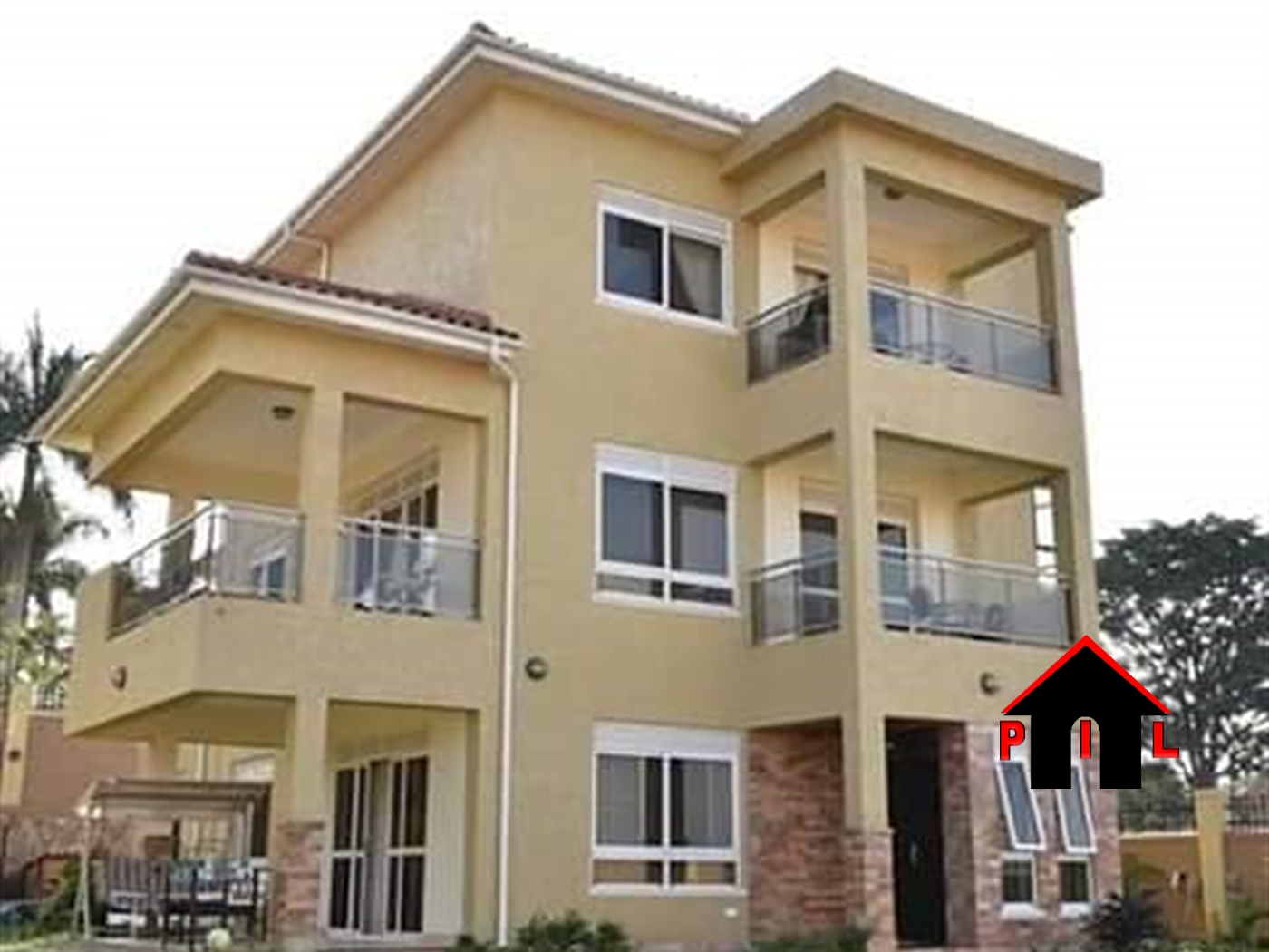 Storeyed house for sale in Munyonyo Kampala