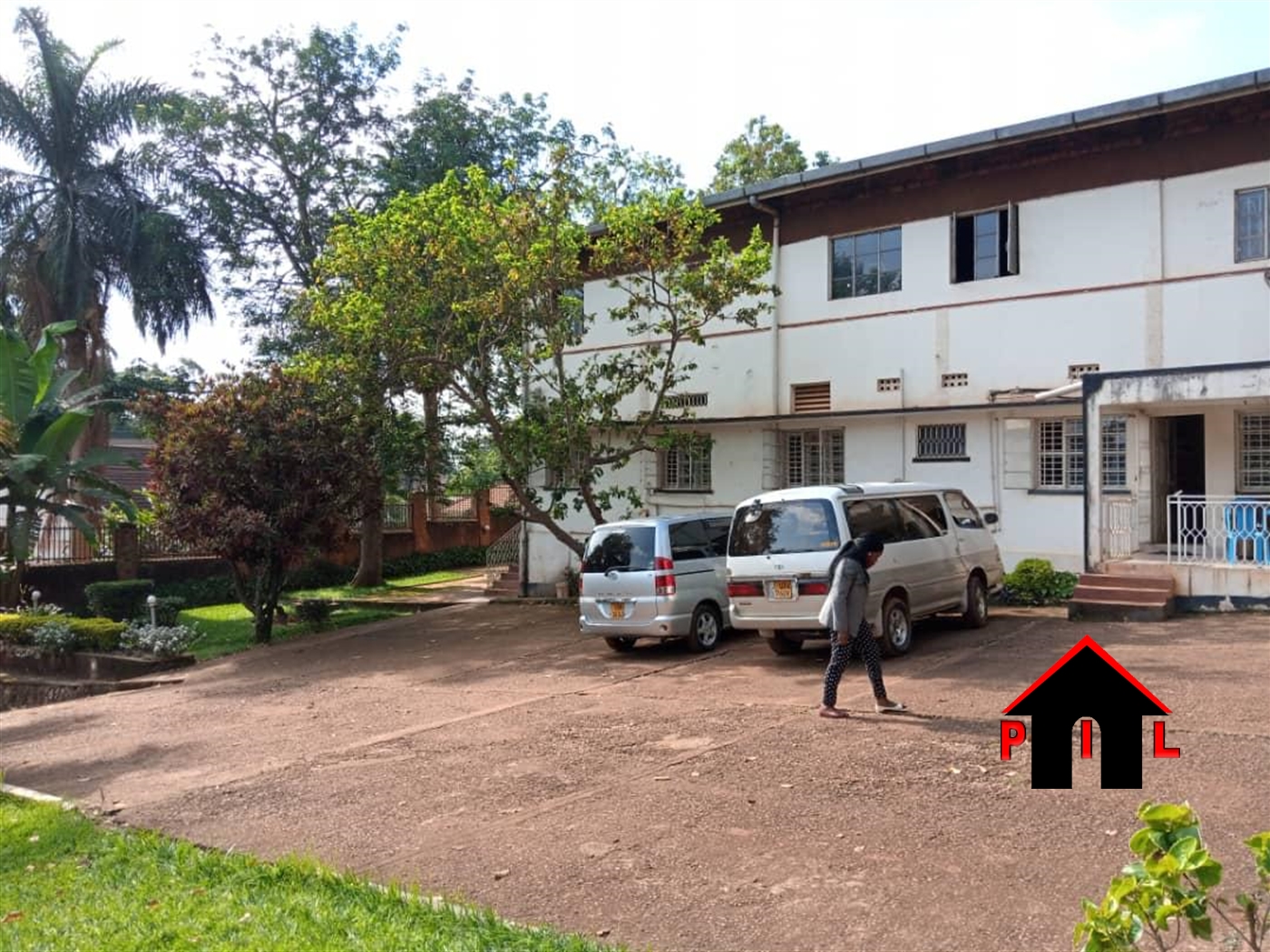 Storeyed house for sale in Kololo Kampala