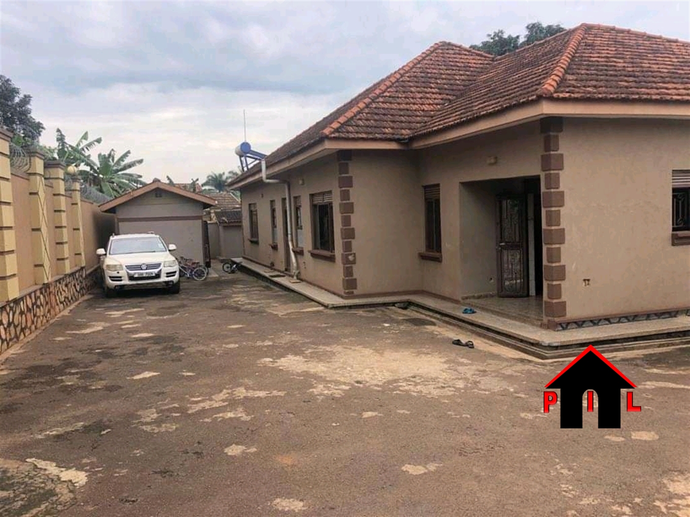 Bungalow for sale in Bukoto Kampala