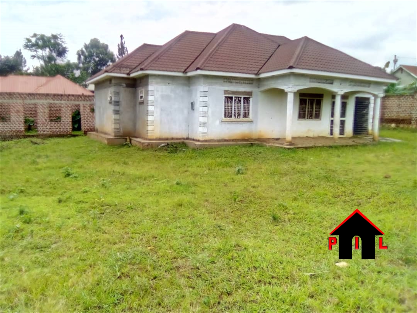 Bungalow for sale in Nsuube Mukono