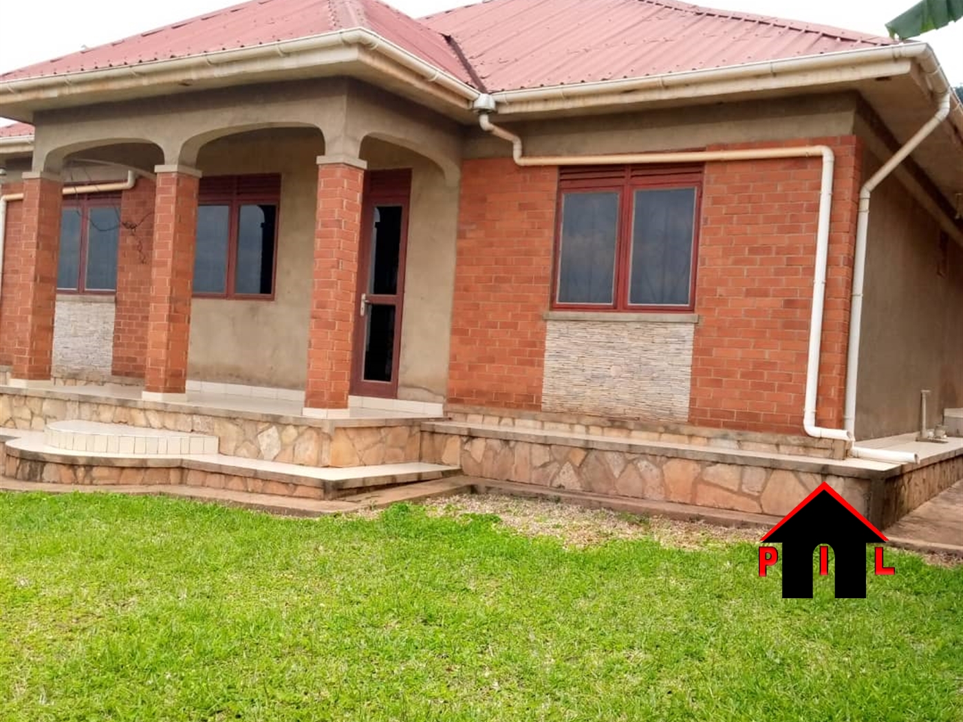 Bungalow for sale in Seguku Wakiso