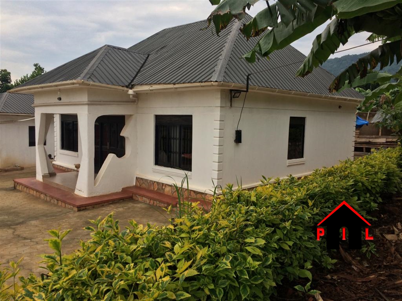 Bungalow for sale in Baaka Wakiso