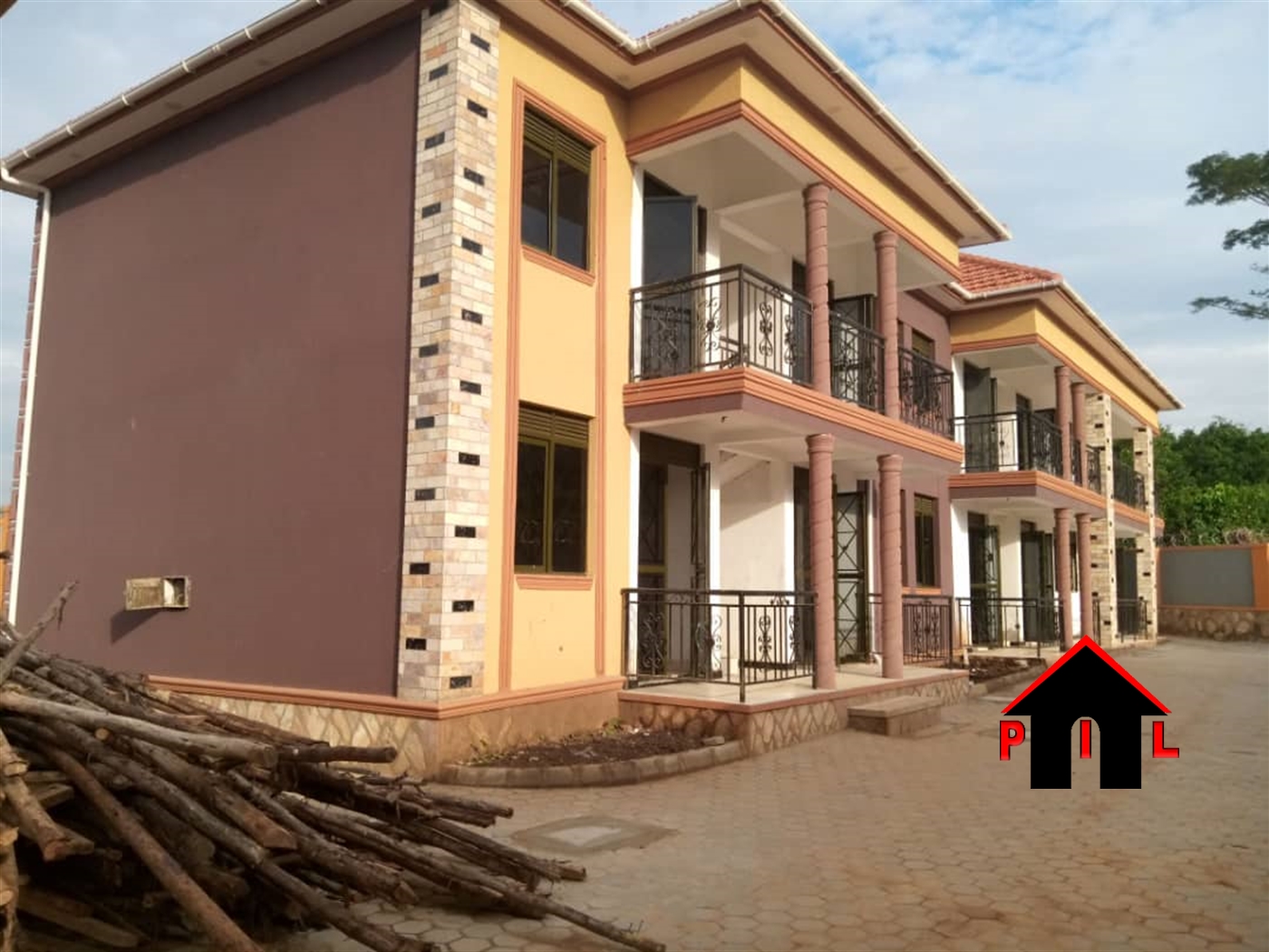 Apartment for sale in Kiwaatule Kampala