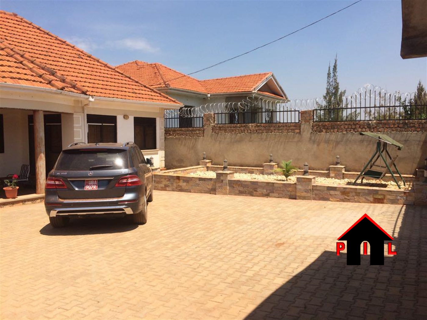 Bungalow for sale in Bwebajja Wakiso