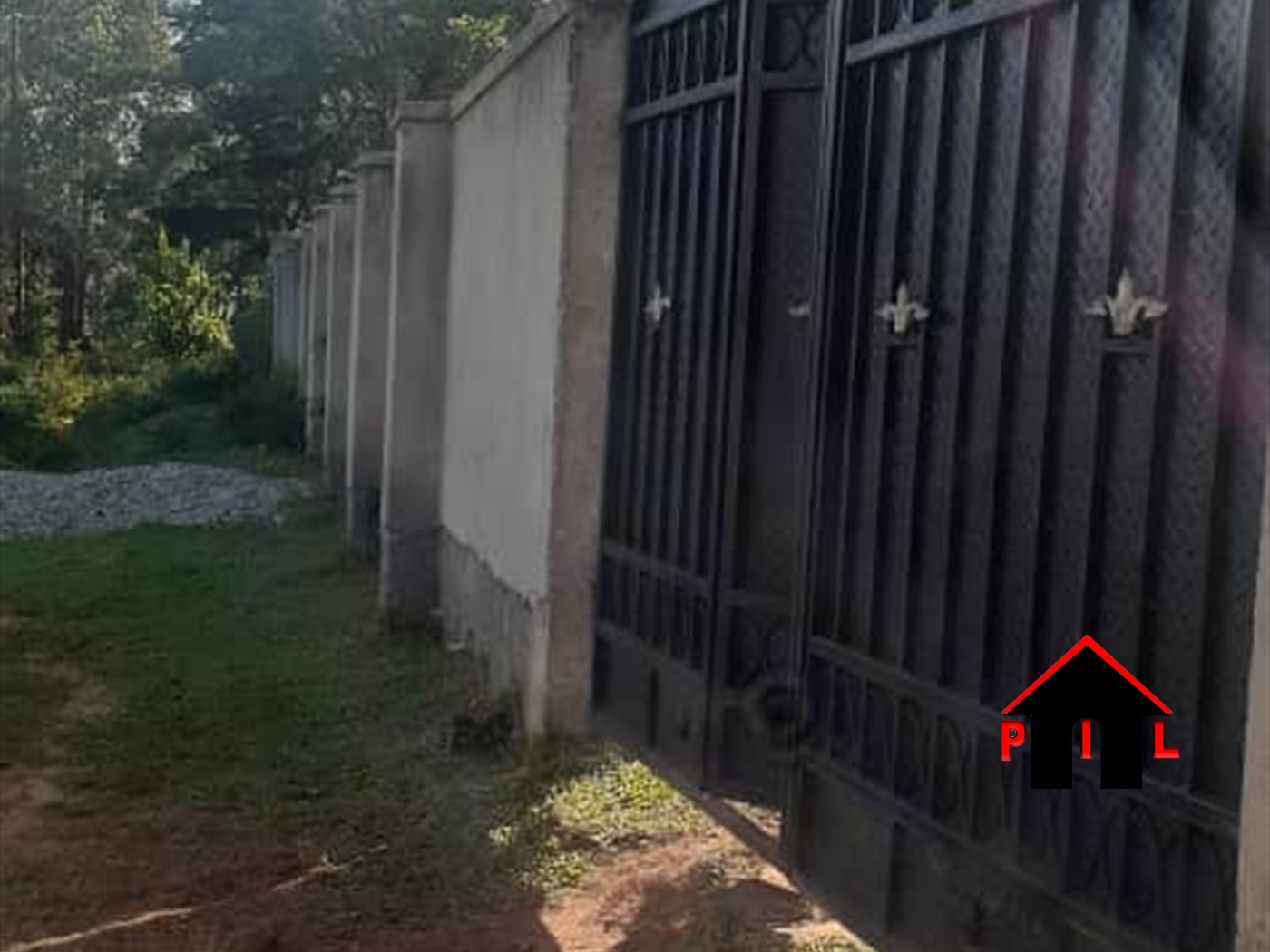 Rental units for sale in Seeta Mukono