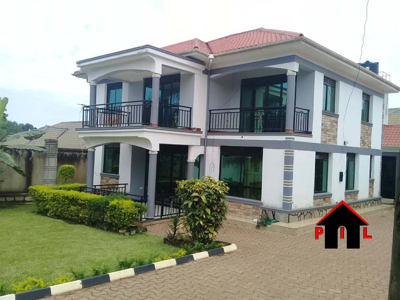 Storeyed house for sale in Kitende Wakiso