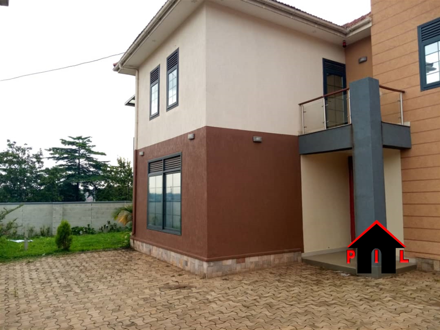 Storeyed house for sale in Kiwaatule Kampala