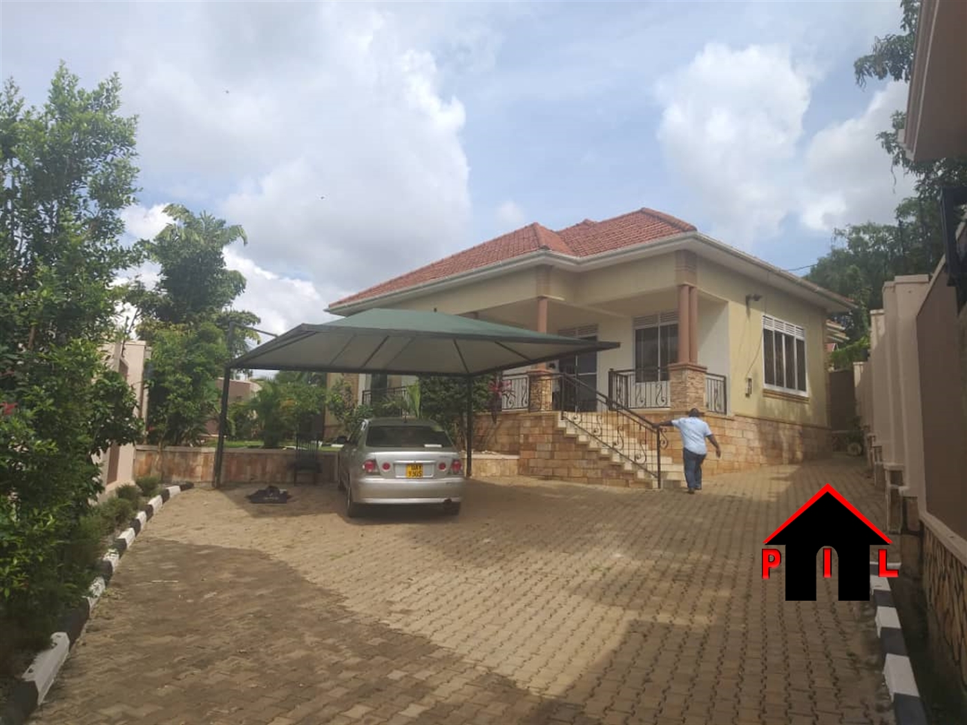 Bungalow for sale in Kira Wakiso