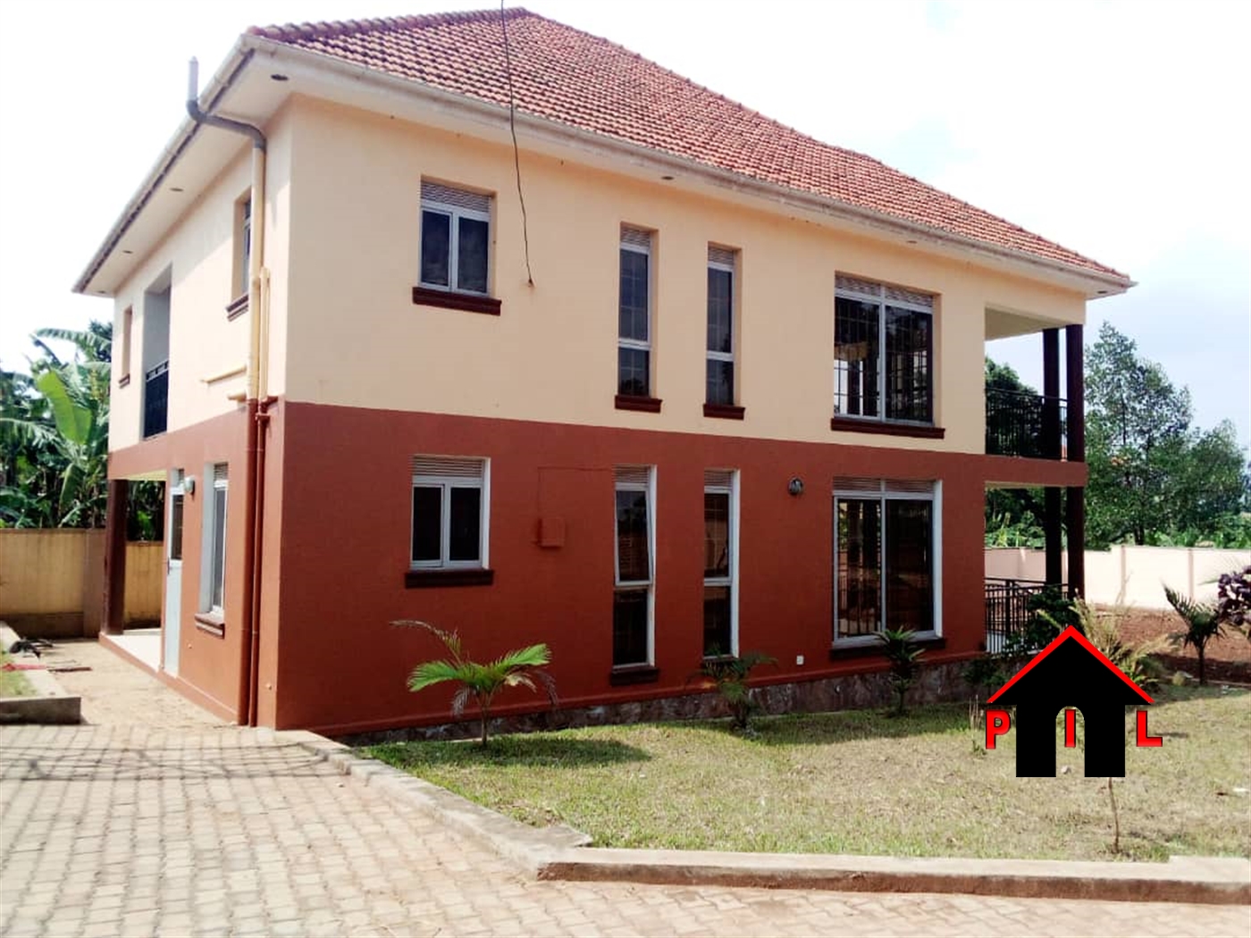 Storeyed house for sale in Gayaza Wakiso