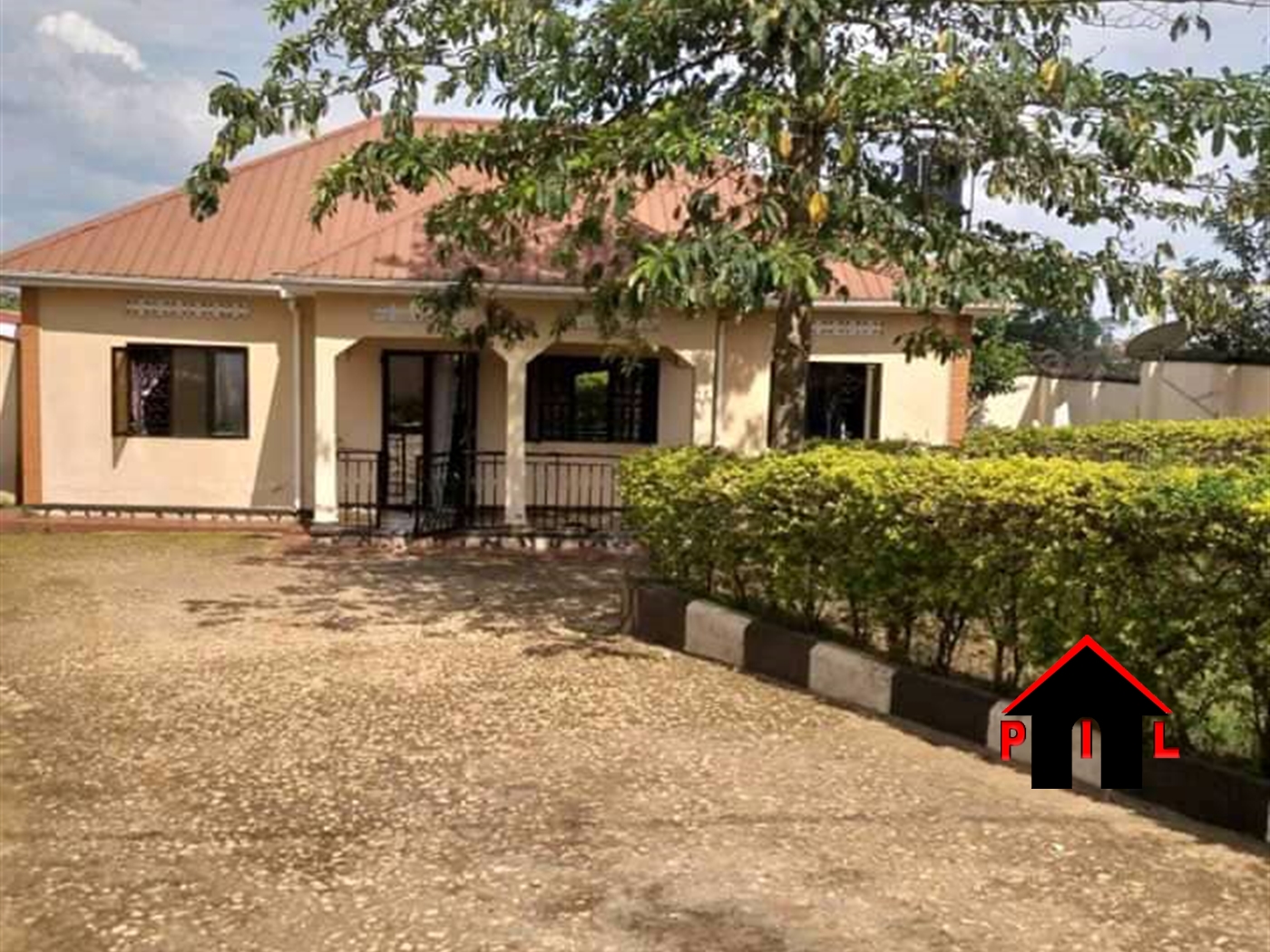 Bungalow for sale in Kira Wakiso