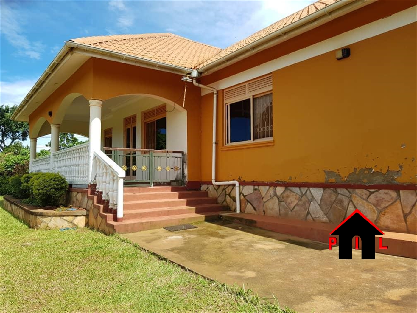 Bungalow for sale in Garuga Wakiso