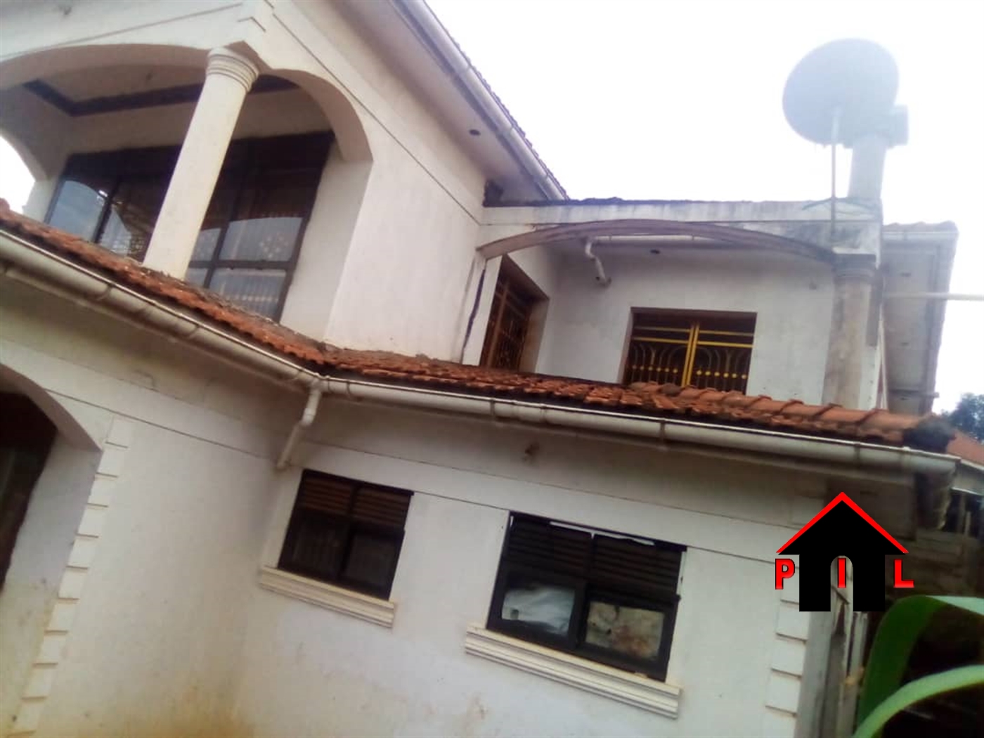 Storeyed house for sale in Sonde Wakiso