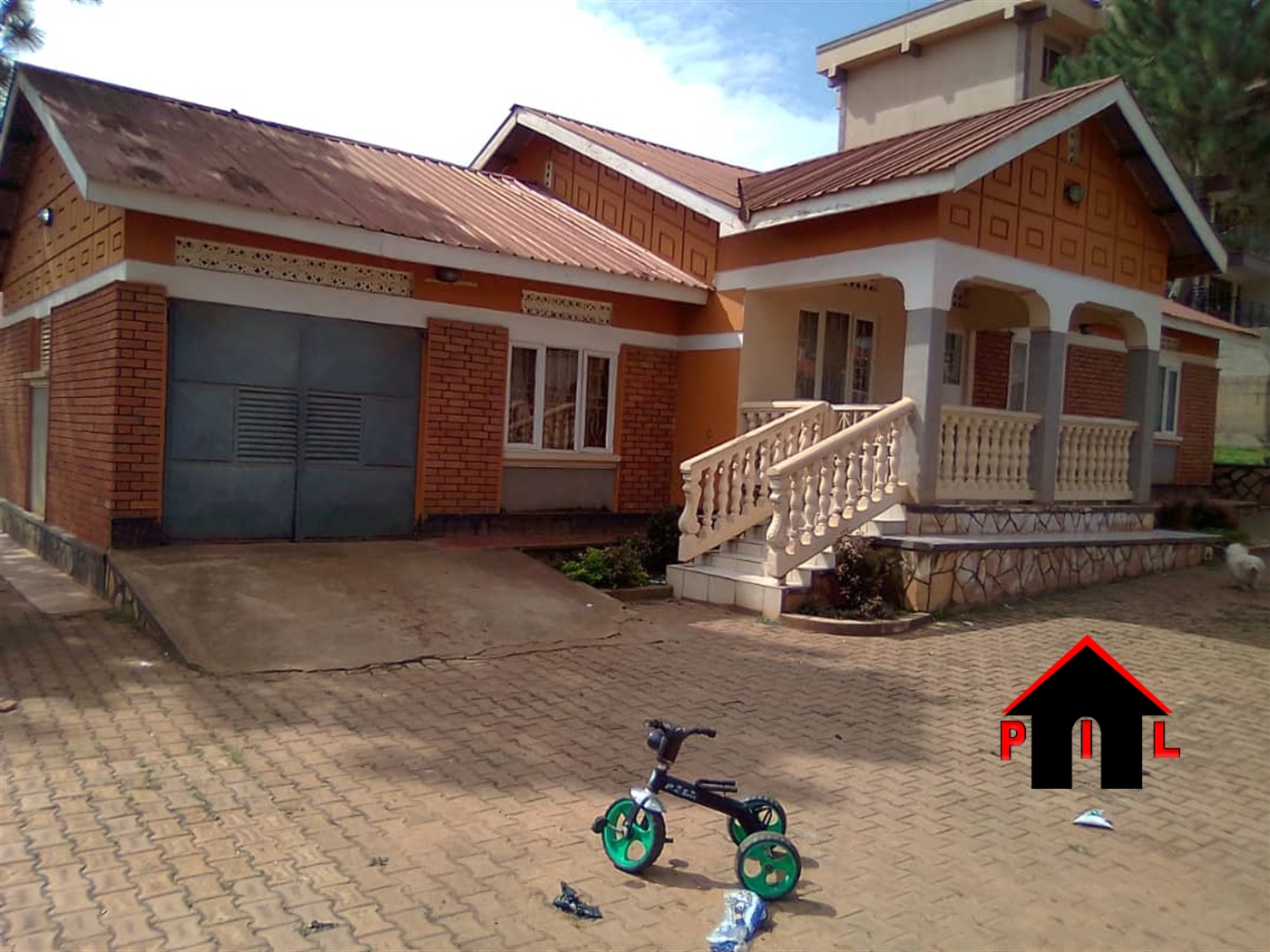 Bungalow for sale in Kisaasi Kampala