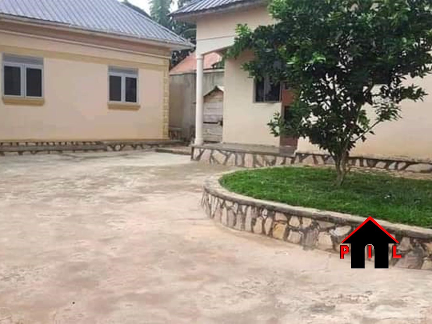 Bungalow for sale in Namuyenje Mukono