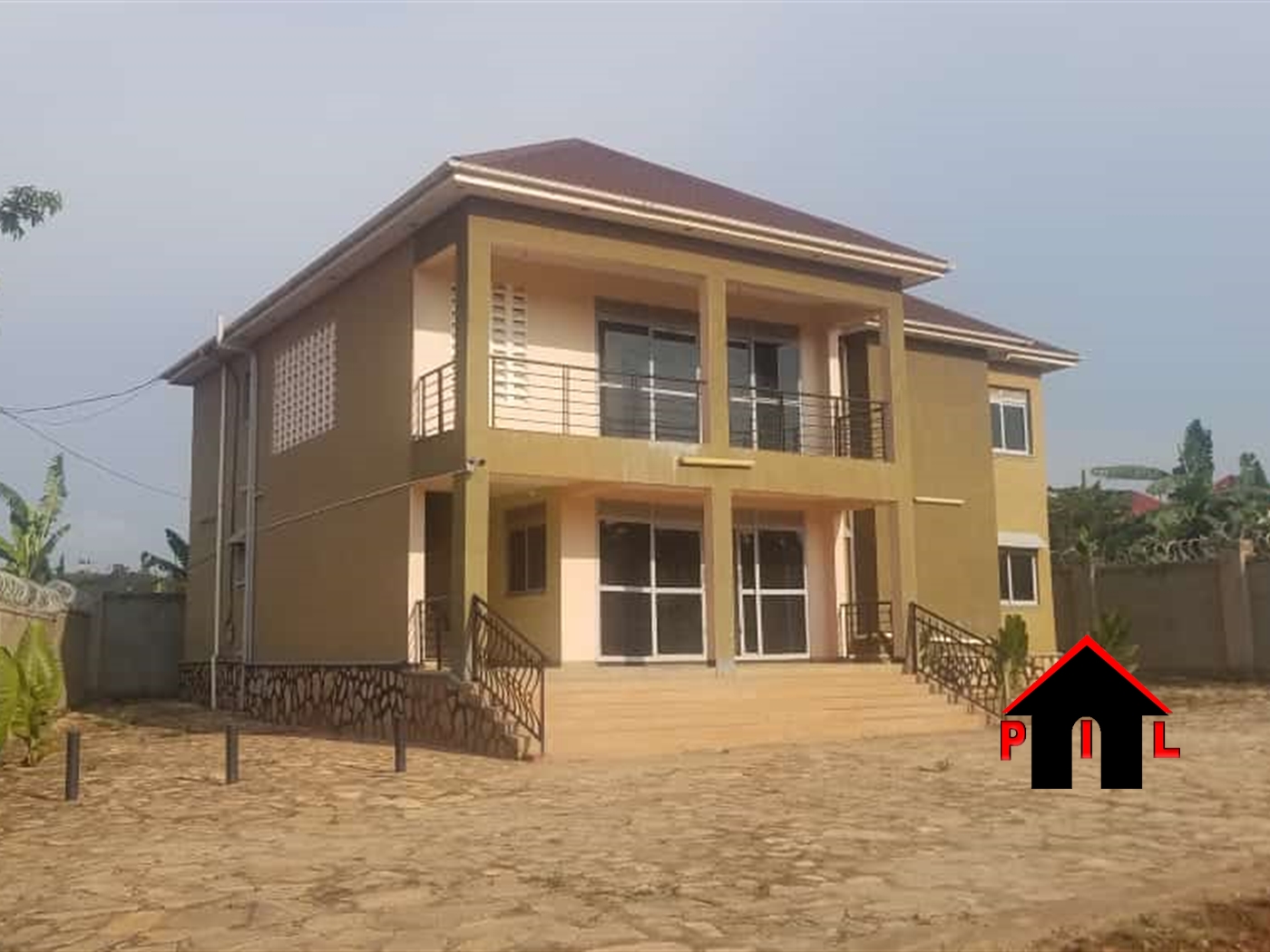 Storeyed house for sale in Namugongo Wakiso