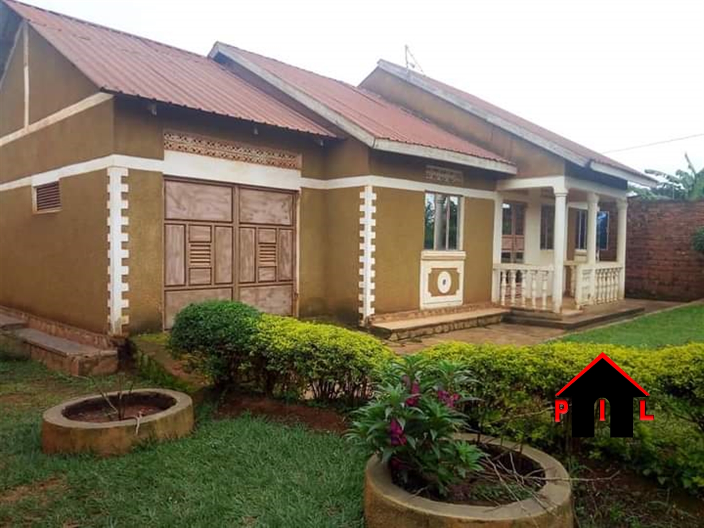 Bungalow for sale in Namavundu Wakiso