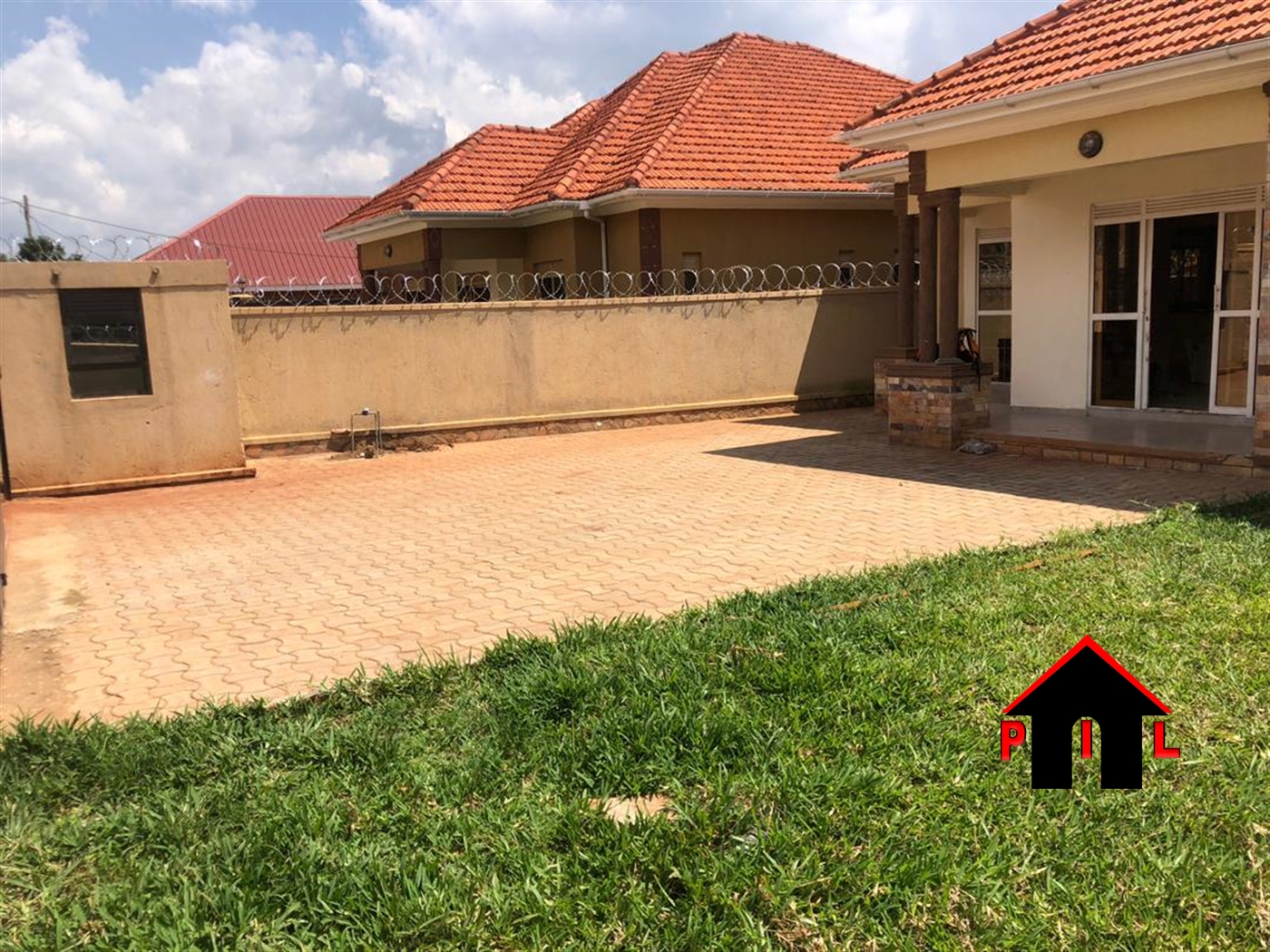 Bungalow for sale in Kira Wakiso