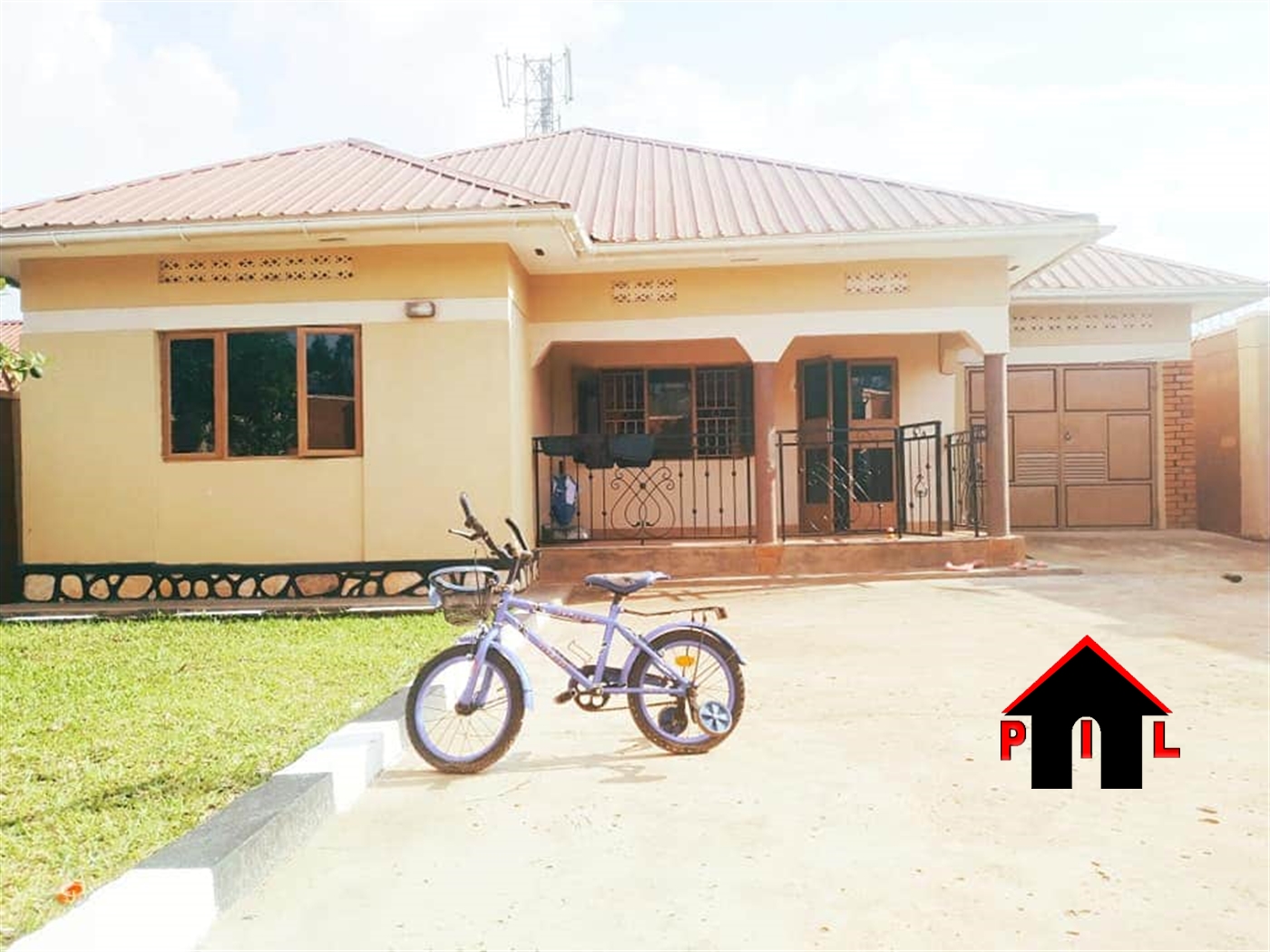 Bungalow for sale in Mbalwa Wakiso