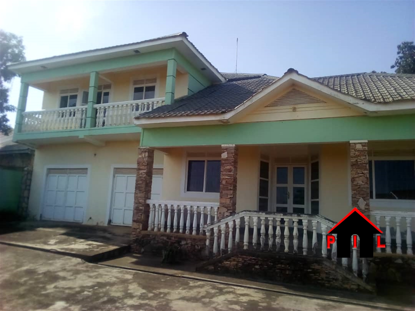 Bungalow for sale in Mutundwe Kampala