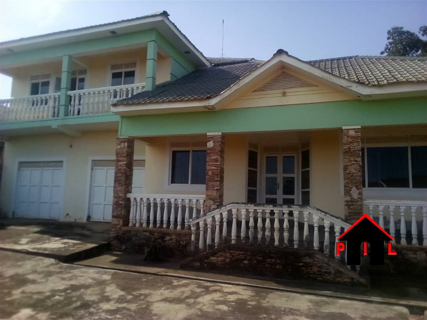 Bungalow for sale in Mutundwe Kampala