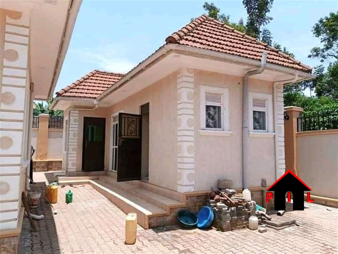 Bungalow for sale in Kulambilo Kampala