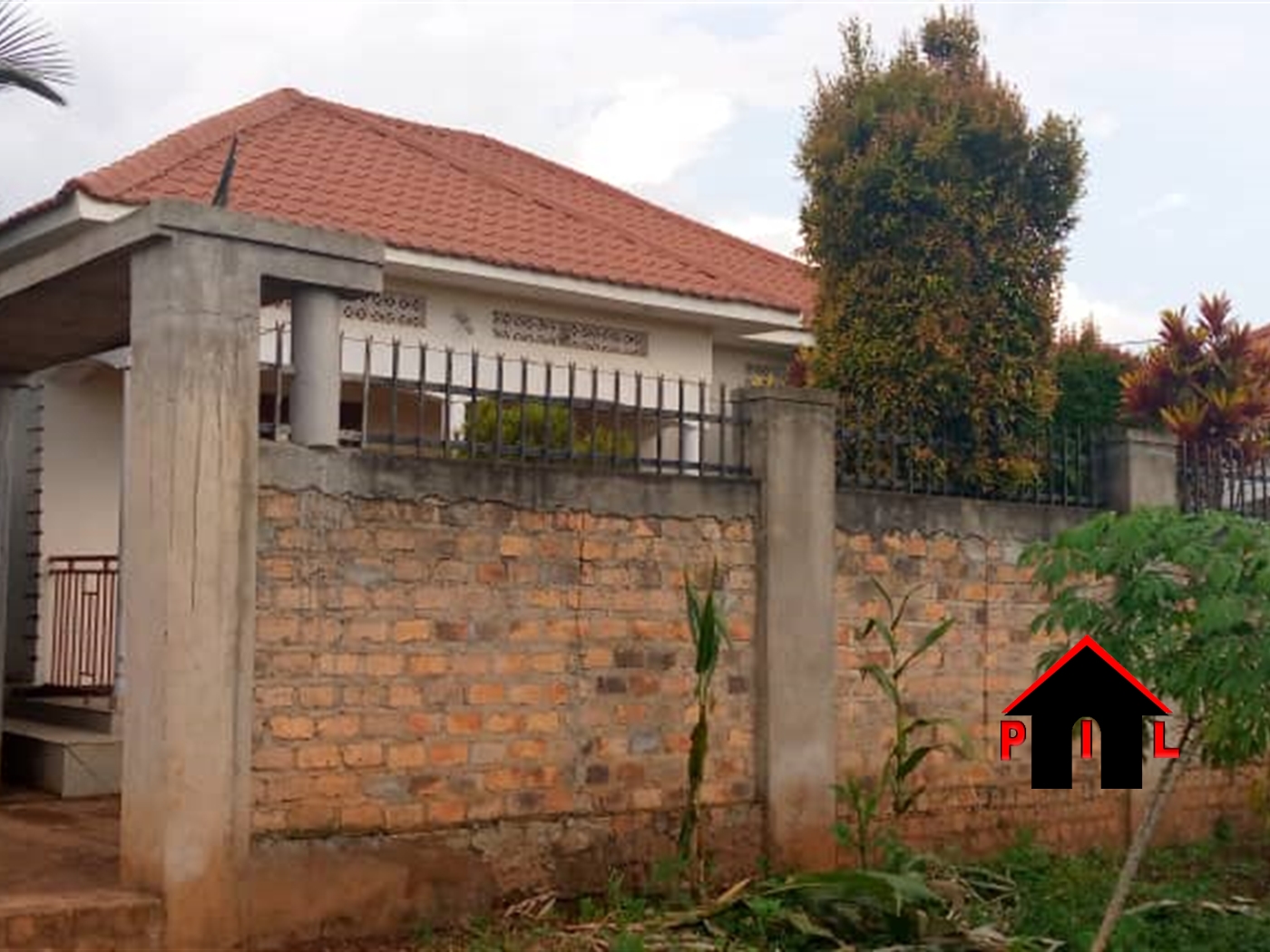 Bungalow for sale in Kiwango Mukono