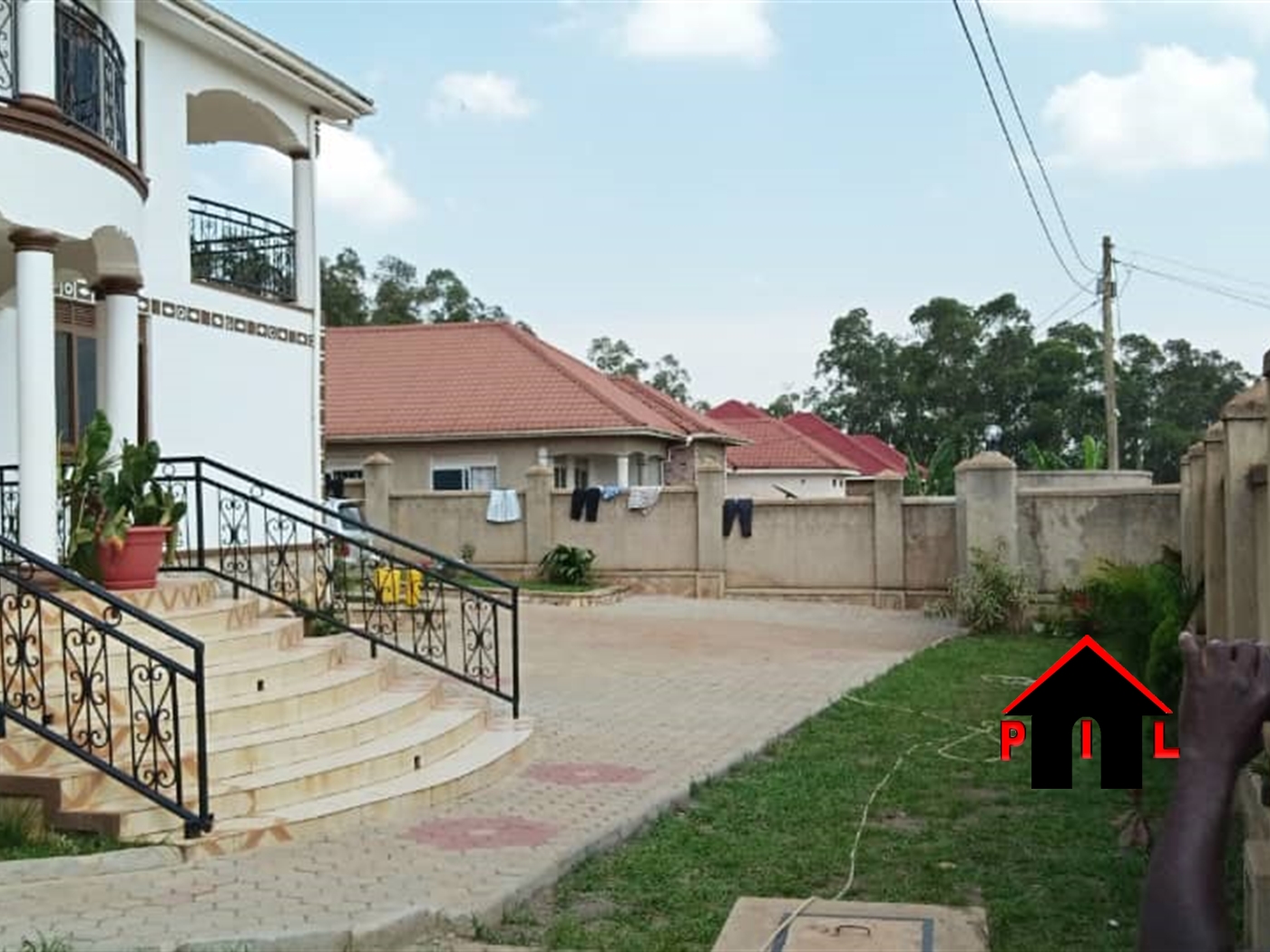 Storeyed house for sale in Gayaza Wakiso