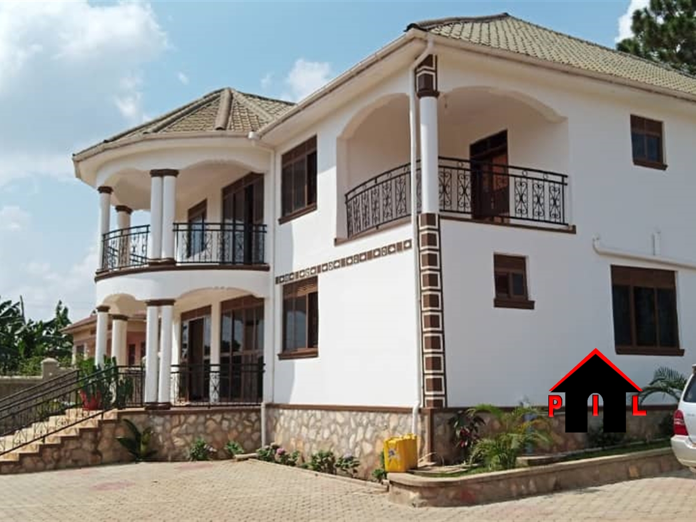 Storeyed house for sale in Gayaza Wakiso