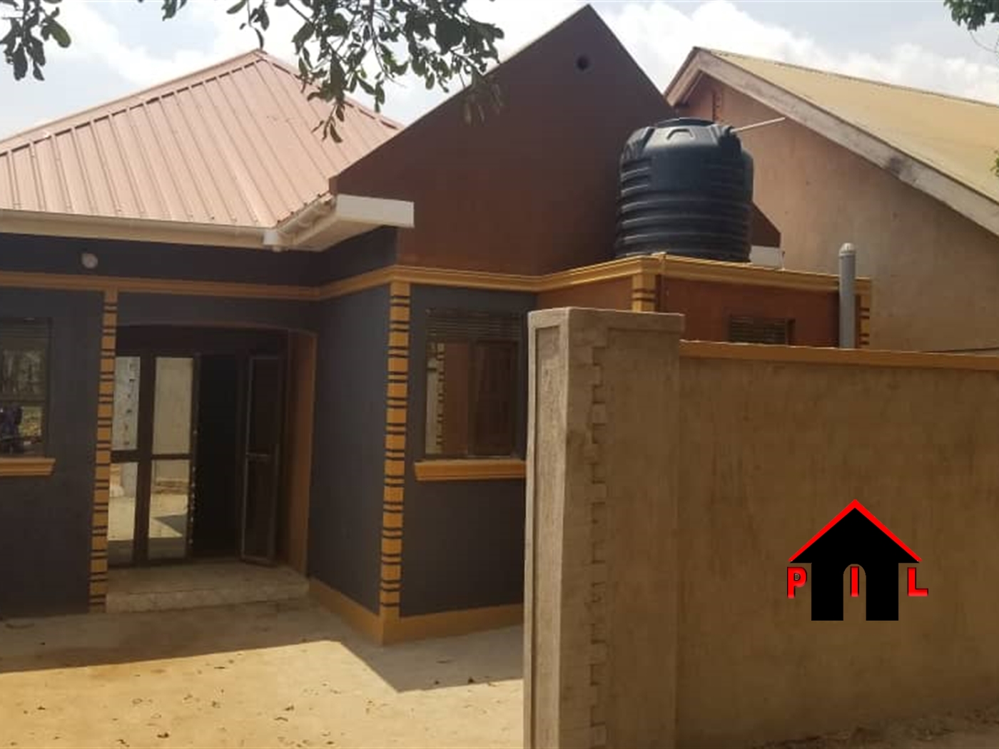 Bungalow for sale in Nansana Wakiso