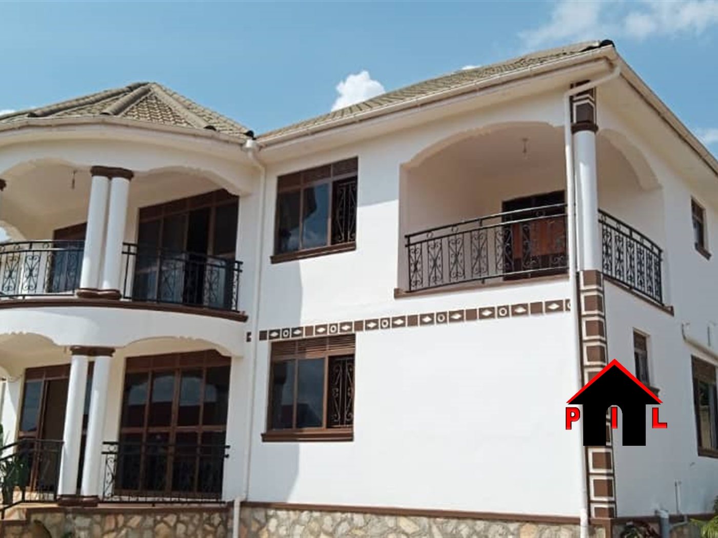 Storeyed house for sale in Gayaza Wakiso