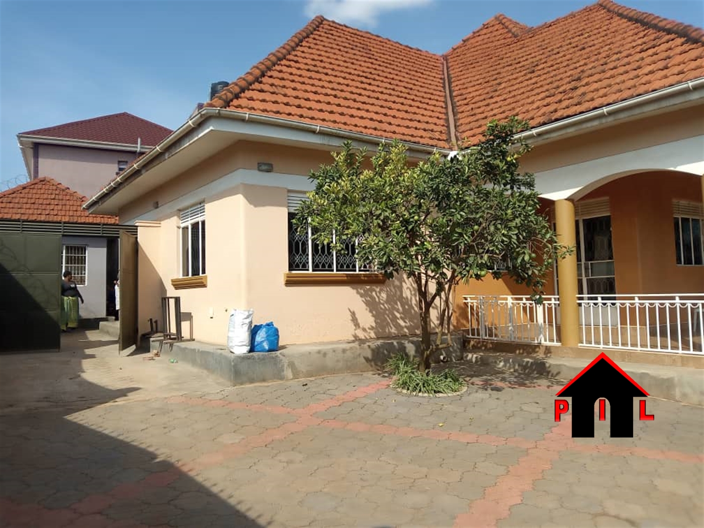 Bungalow for sale in Kiwaatule Kampala