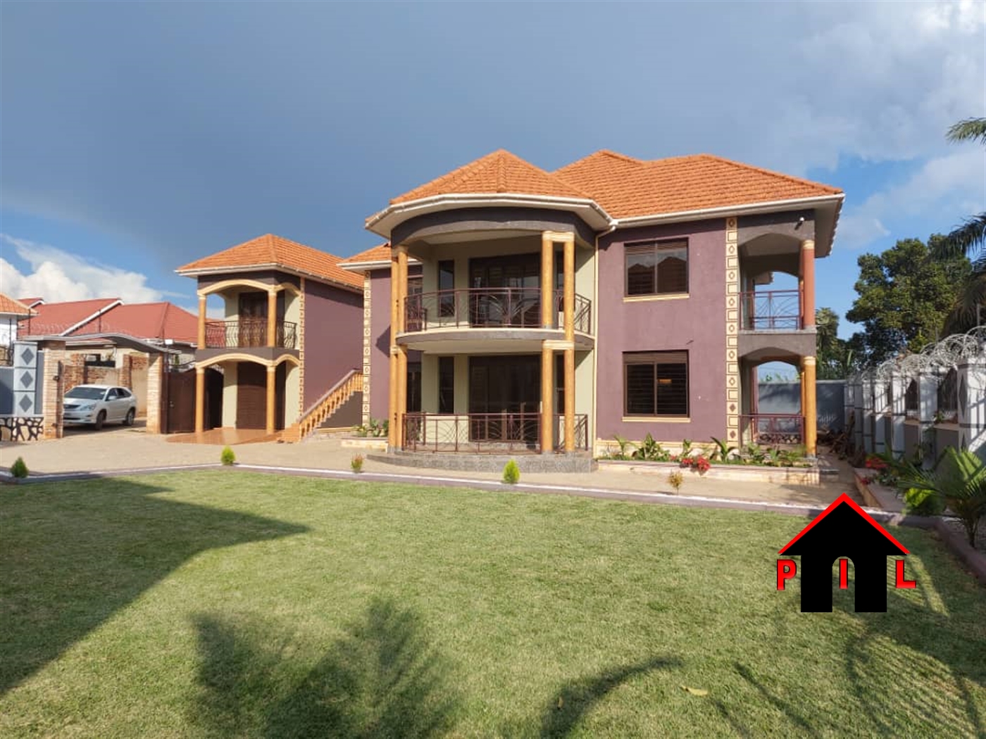 Storeyed house for sale in Kungu Wakiso
