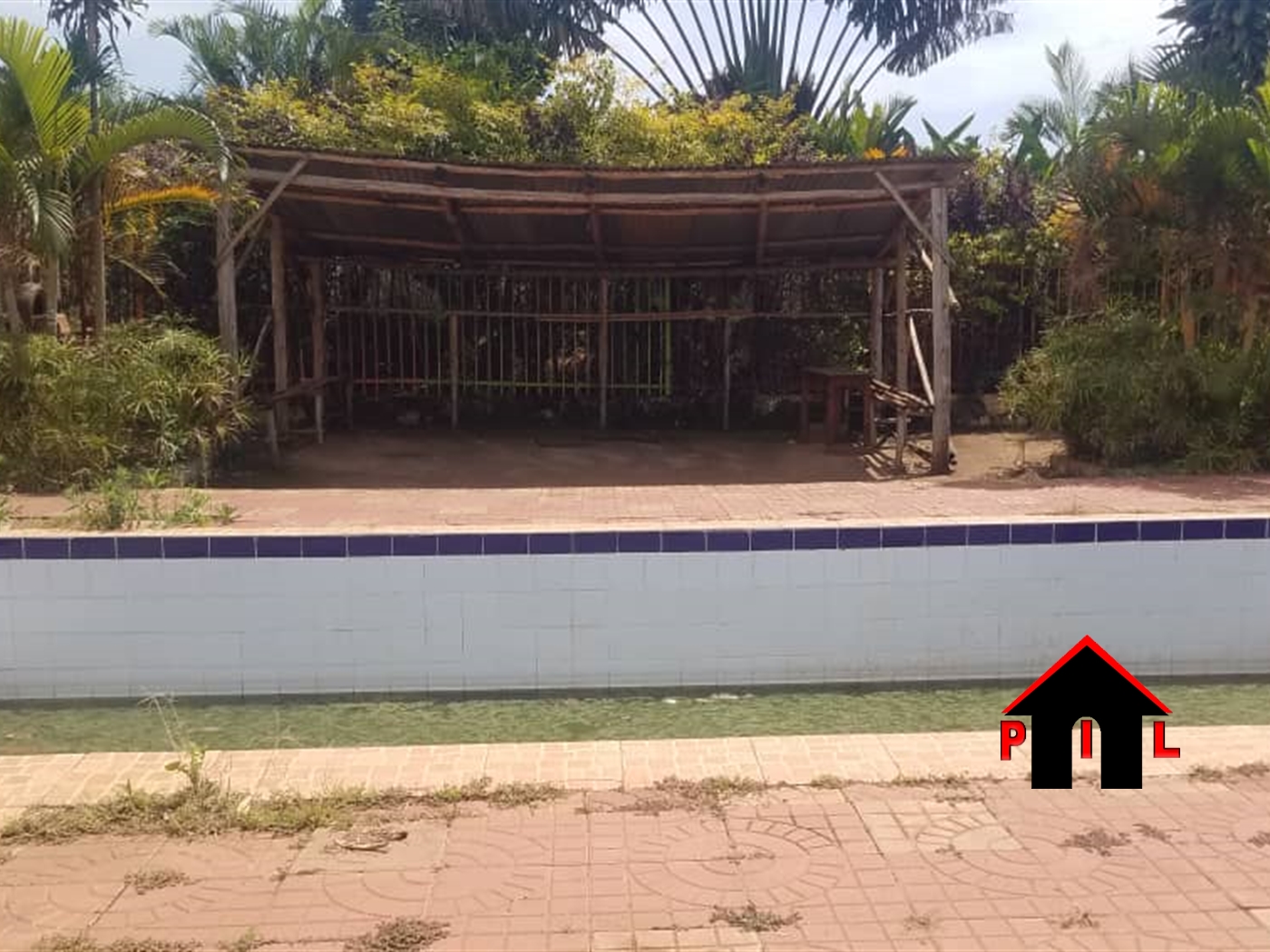 Storeyed house for sale in Kungu Wakiso