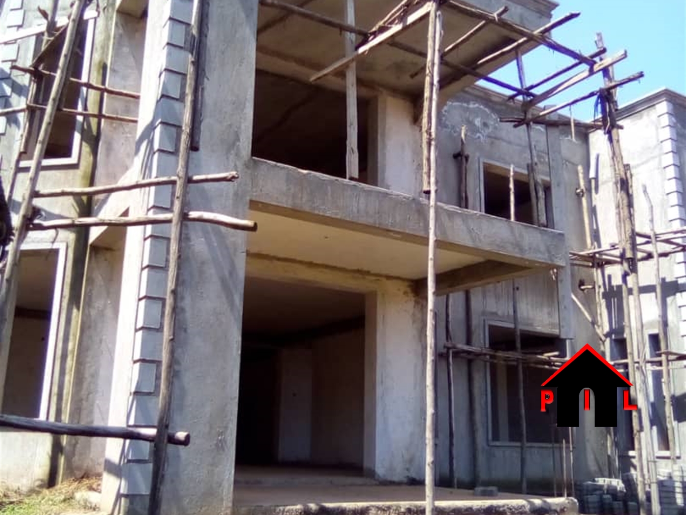 Storeyed house for sale in Munyonyo Kampala