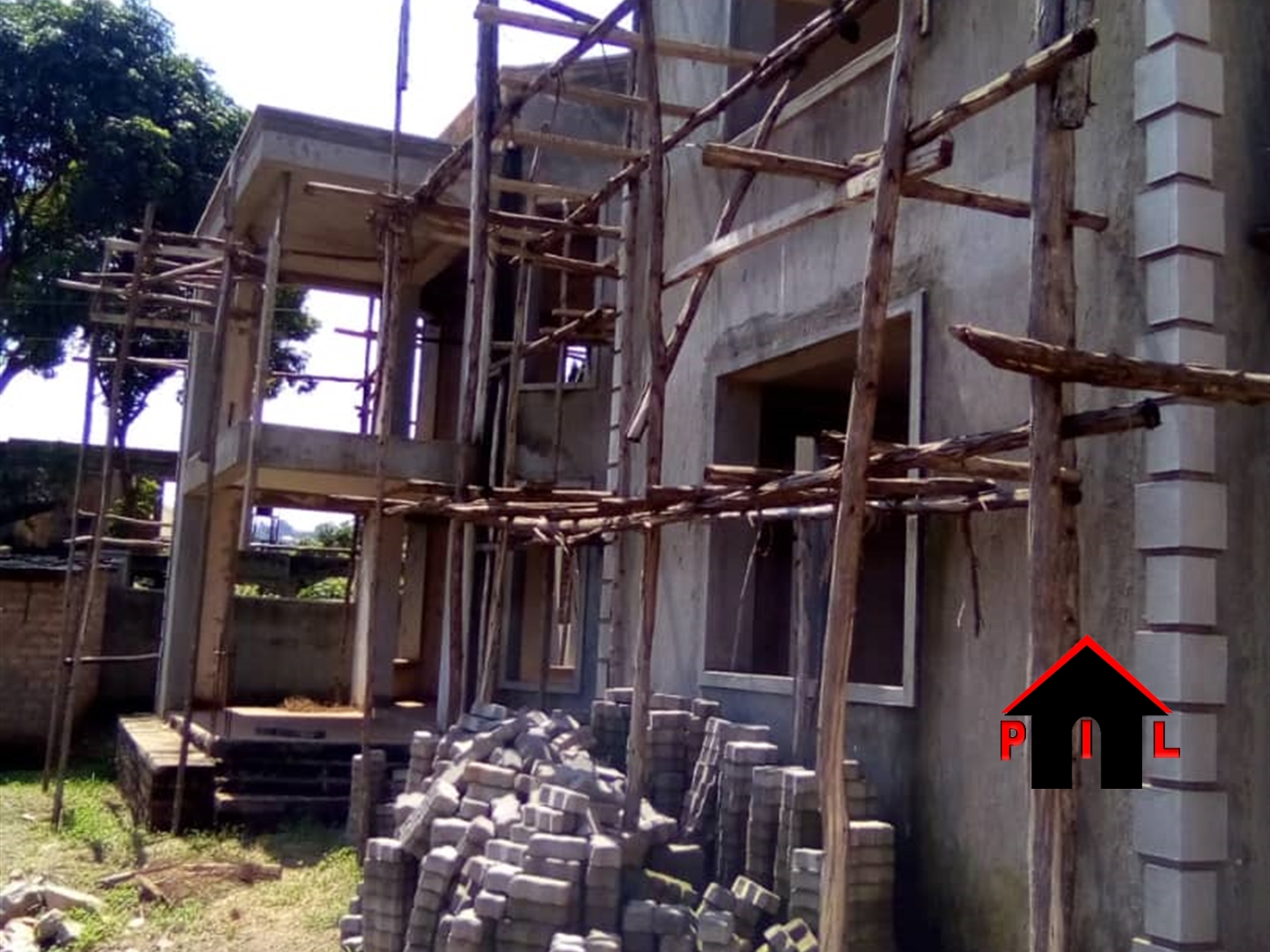 Storeyed house for sale in Munyonyo Kampala