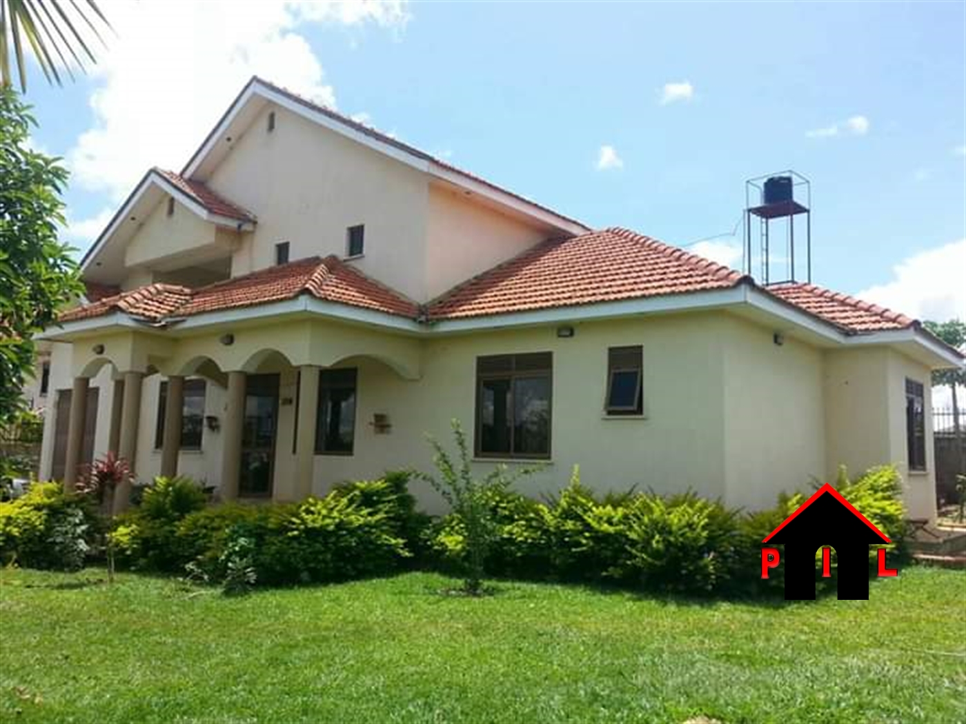 Storeyed house for sale in Katabi Wakiso