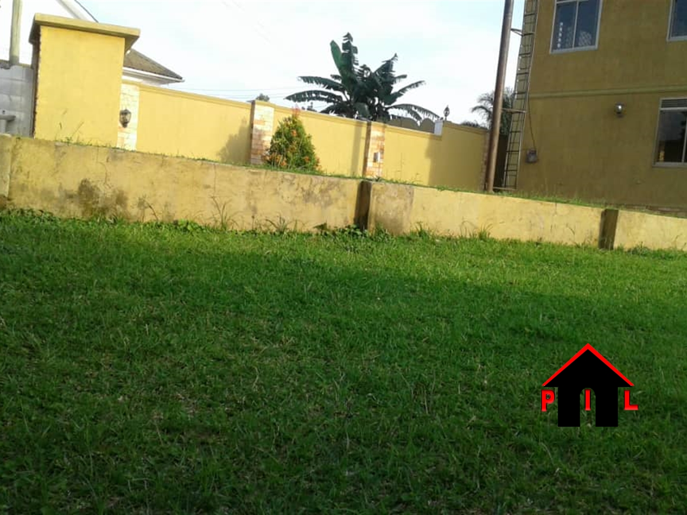 Storeyed house for sale in Bweya Wakiso