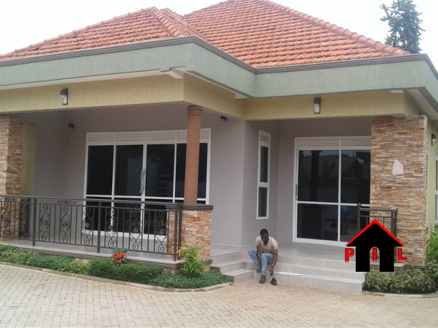 Bungalow for sale in Kitende Wakiso