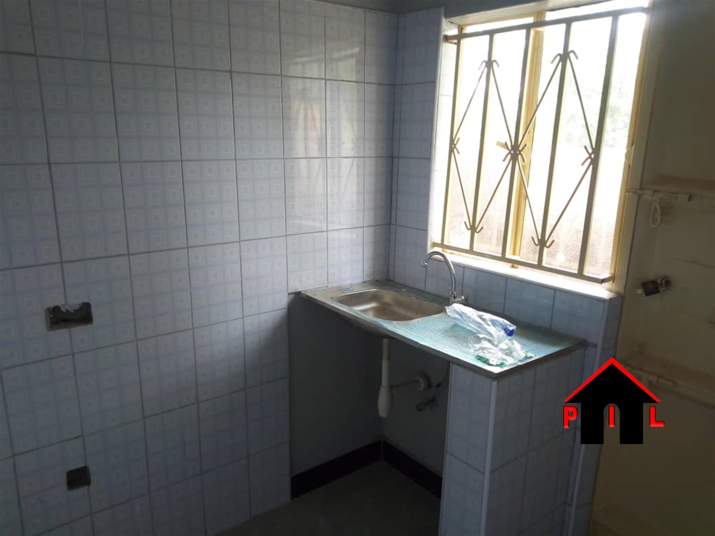 Bungalow for rent in Kawempe Kampala
