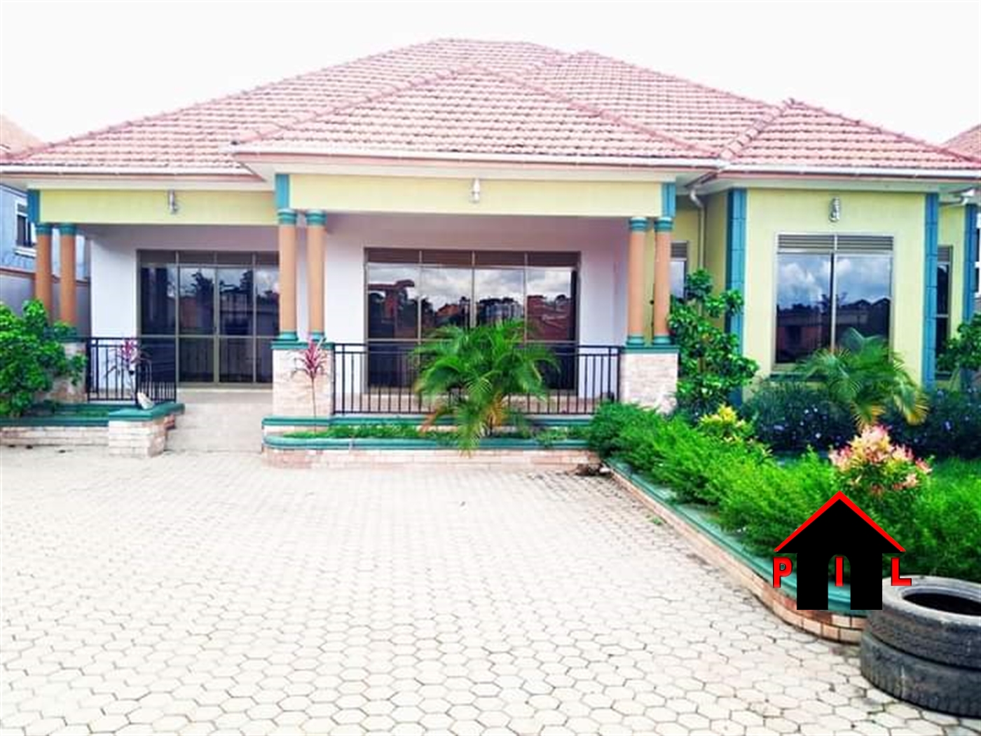 Storeyed house for sale in Kira Wakiso