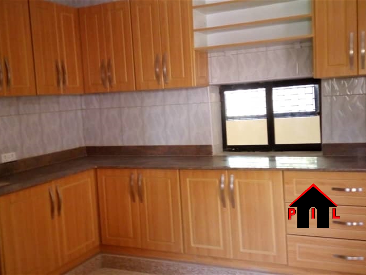 Bungalow for rent in Bugoloobi Wakiso