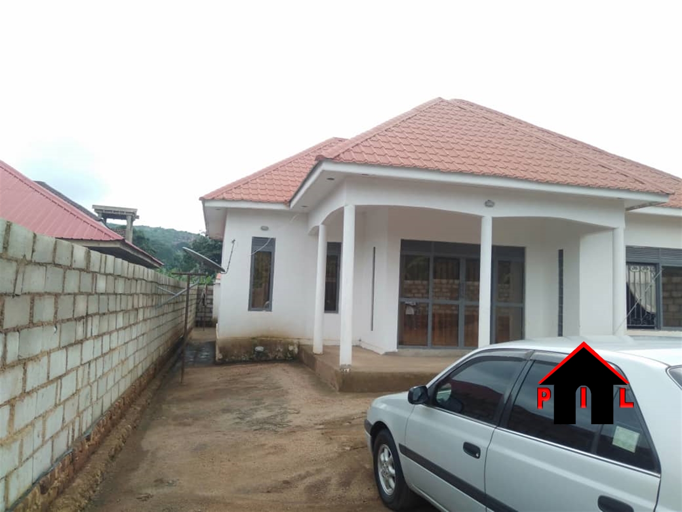 Bungalow for sale in Kitende Wakiso