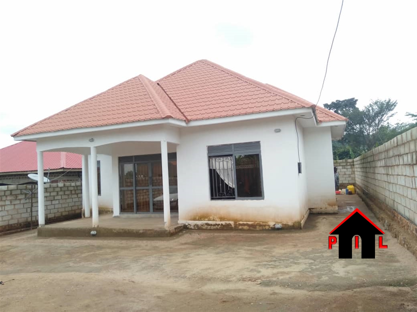 Bungalow for sale in Kitende Wakiso