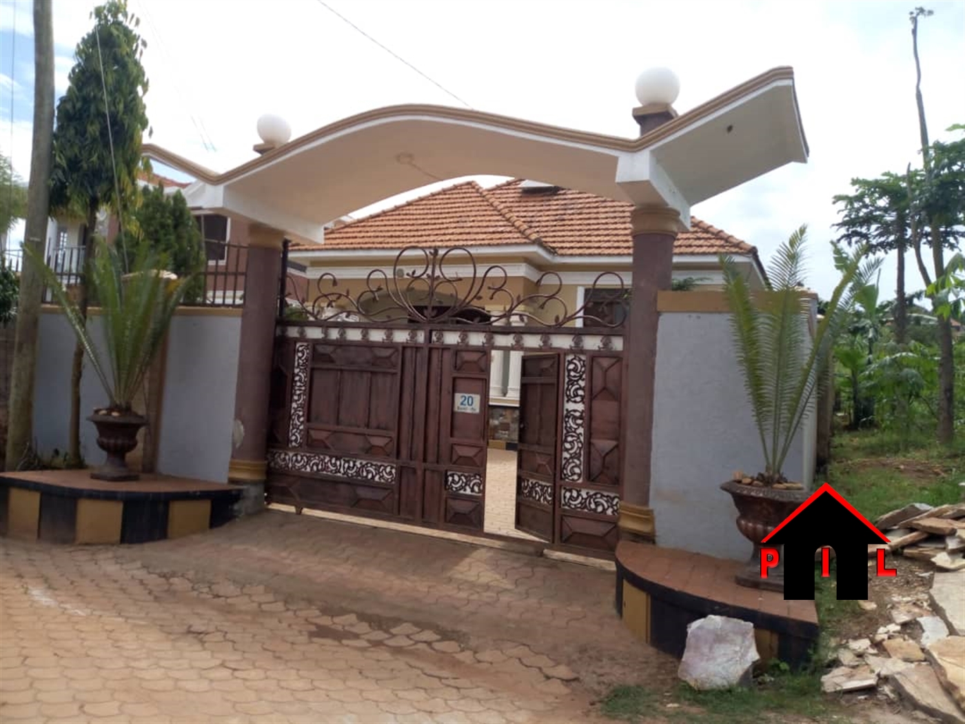 Bungalow for sale in Akright Wakiso