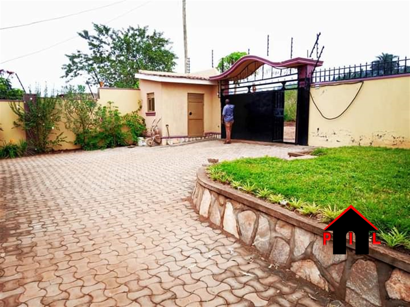 Bungalow for sale in Kira Wakiso