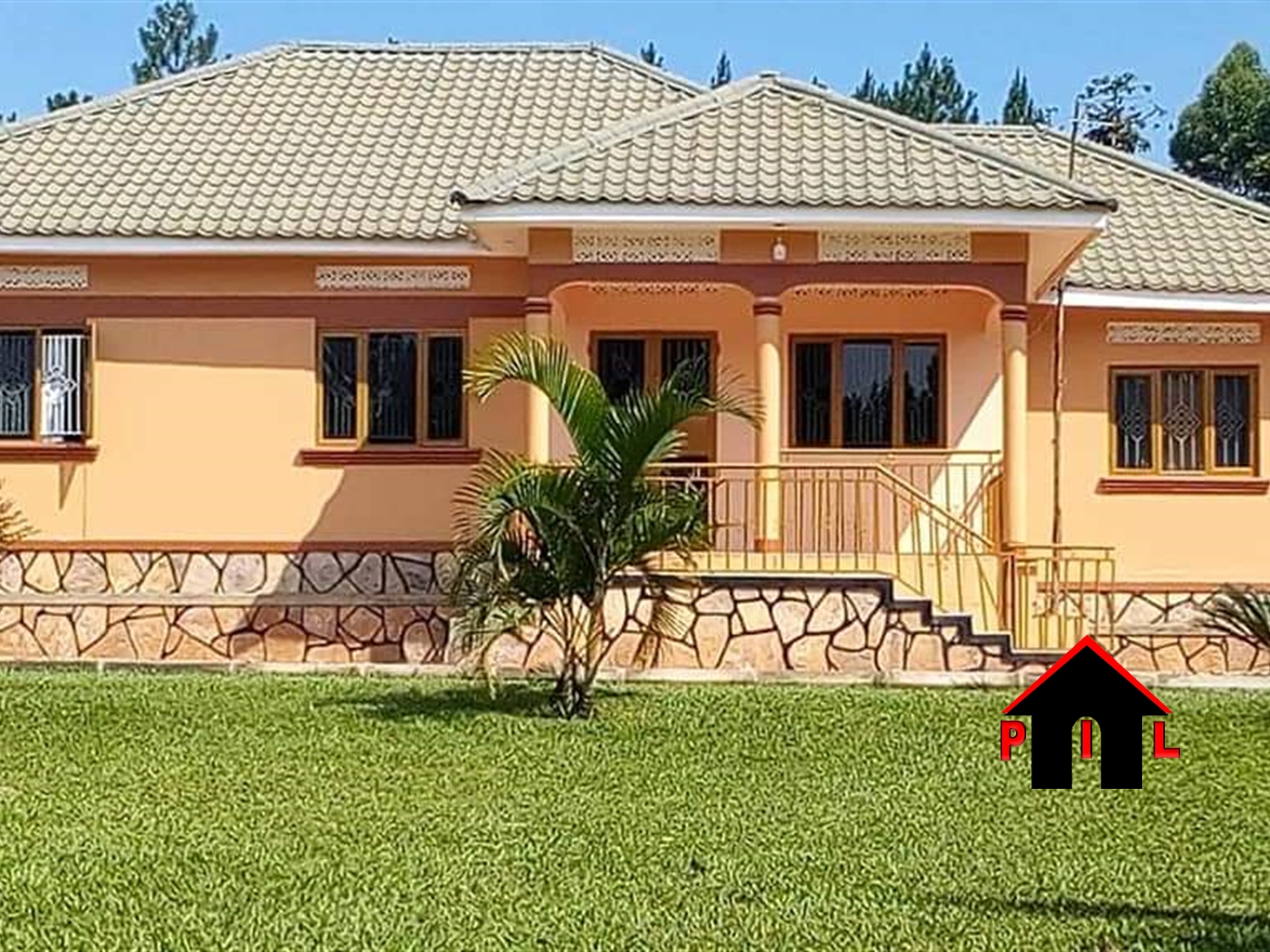 Bungalow for sale in Ddundu Kampala