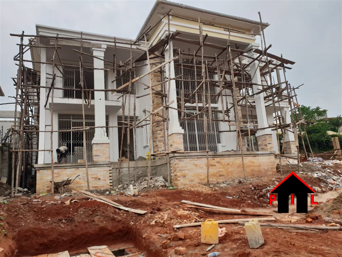 Storeyed house for sale in Kiwaatule Wakiso