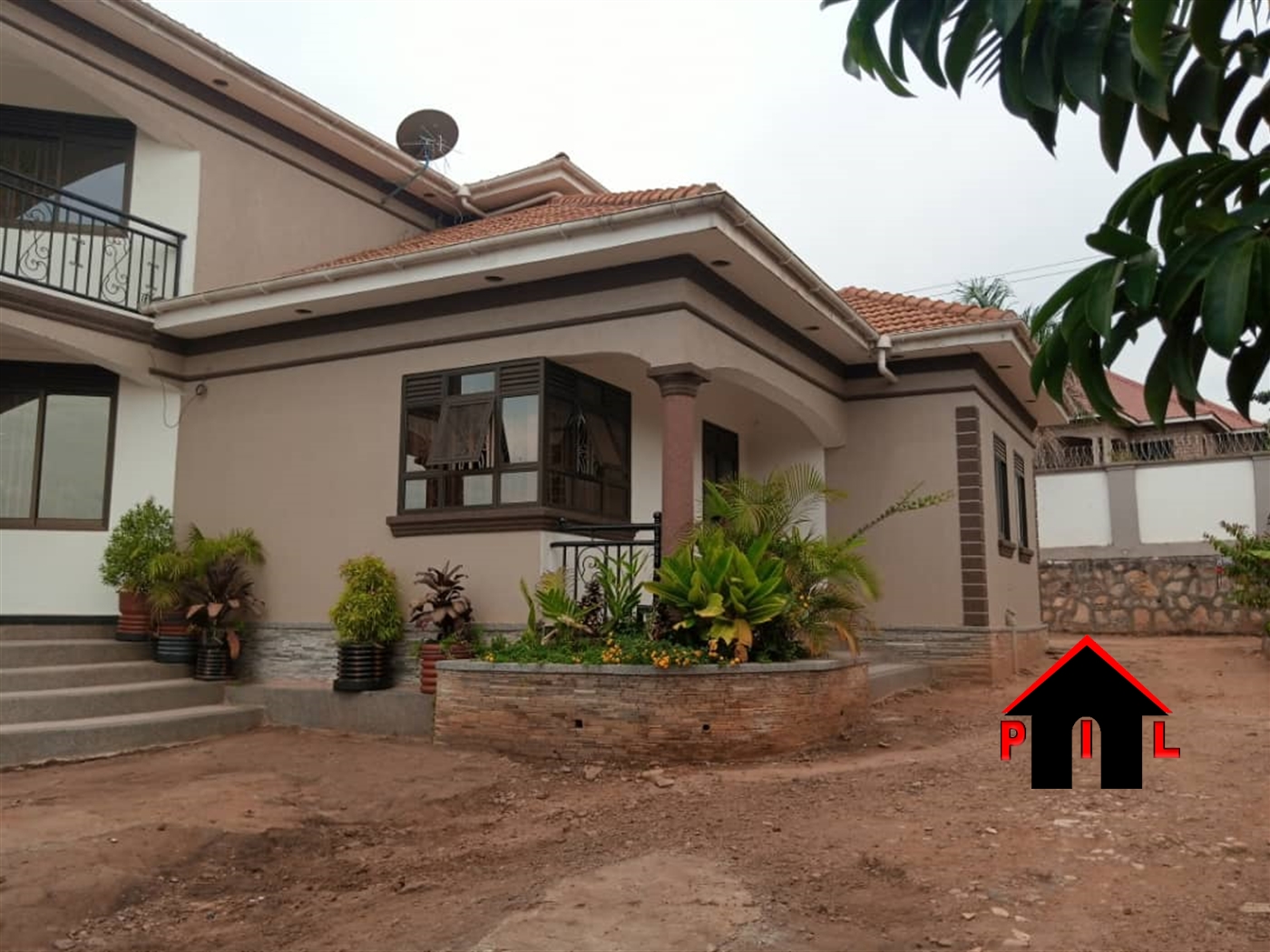 Storeyed house for sale in Gayaza Wakiso